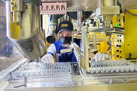 • 2022 - Expanded capacity to 2,200,000 pc/month.